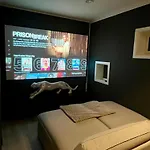 Moderne Hjem Med Hoy Standard Og Privat Takterasse